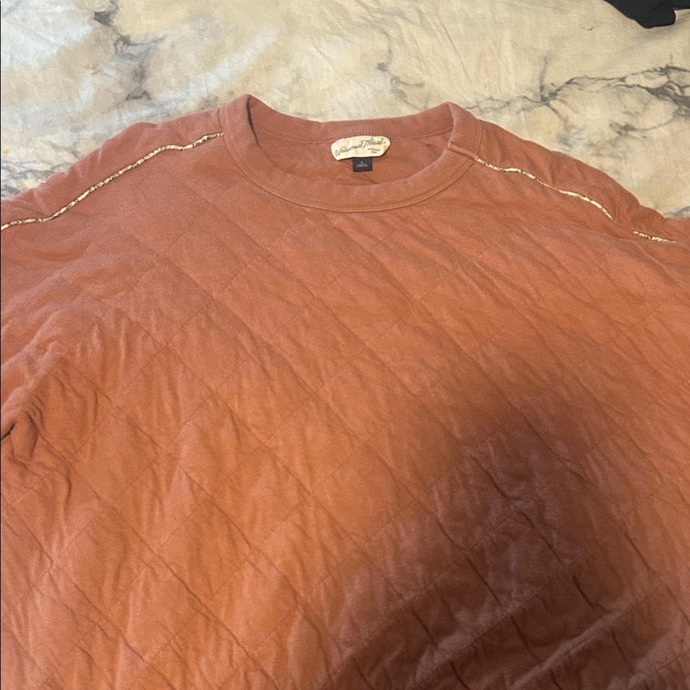 Quilted Rust Sweatshirt